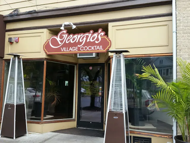 Georgio's Village Cafe
