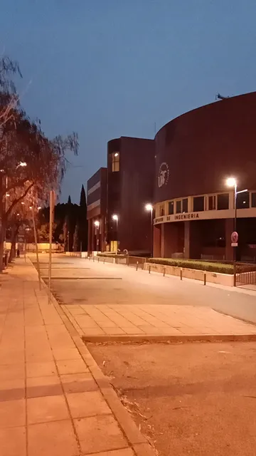 ETSI (Escuela Técnica Superior de Ingeniería)