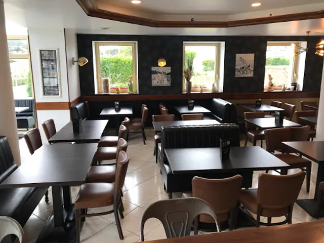 Crêperie Pizzéria Café Chambres TREAS GLAZ