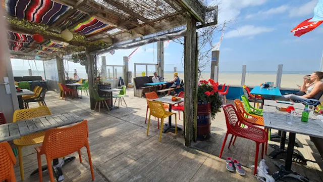 Hightide Surf & Food