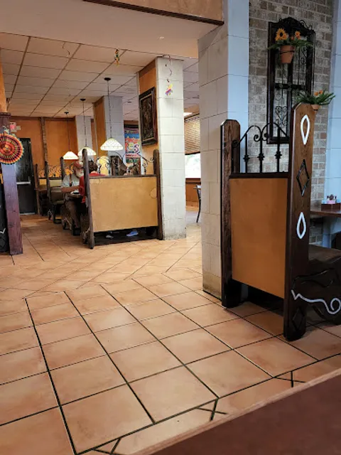 Tres Potrillos Mexican Grill & Bar