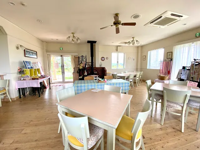 ヴァン・ベール・美岬 (シーサイドガーデン&おばあちゃんカフェ))