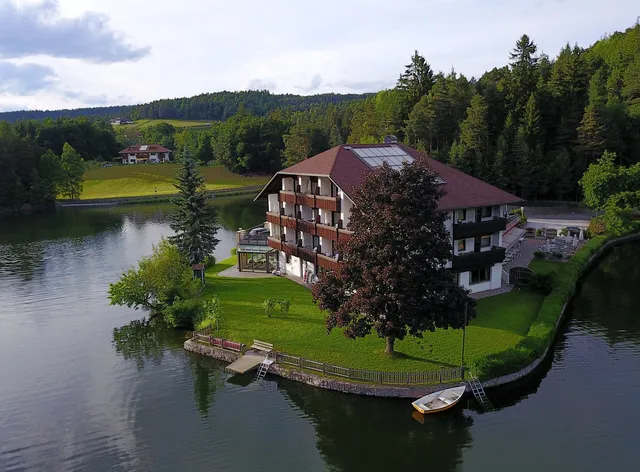 Hotel am Wolfsgrubenersee