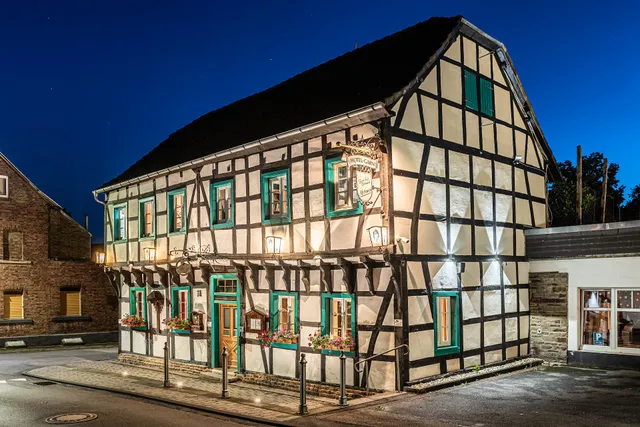 AKZENT Land-Hotel Zum Schwan Garni 3 E-Auto Lade Stationen