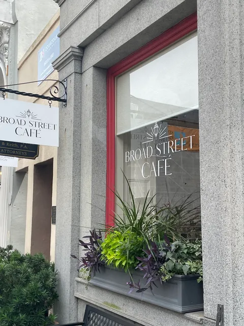 Broad Street Cafe