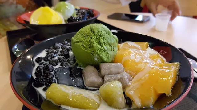 Hong Tang - Gandaria City Mall