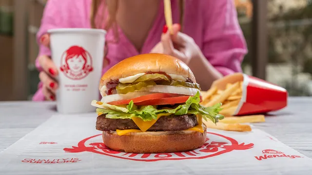 Wendy's Arauco Estación