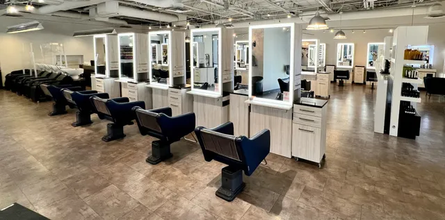 Rumors Salon - Seville