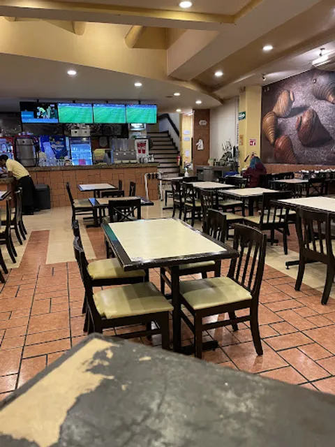 Los Trompos | Centro 60