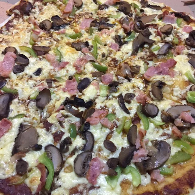 PIZZERÍA "GATOS" PIZZA