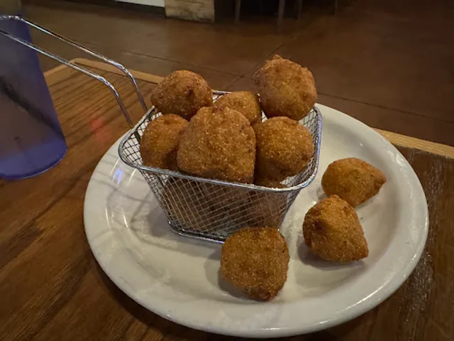 Tipsy Crawfish - Cajun Restaurant + Bar