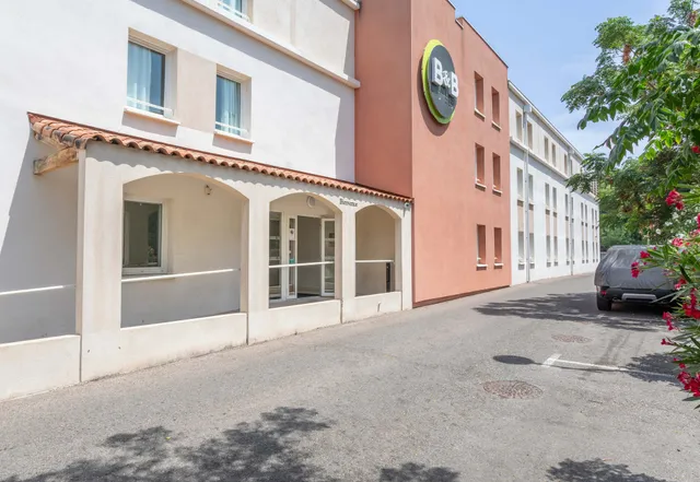 B&B HOTEL Marseille Aéroport Saint-Victoret