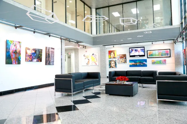 Humboldt International University