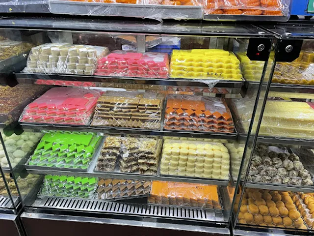 L J Iyengars Bakery & Sweets