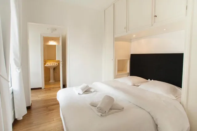 Mithouard Apartments