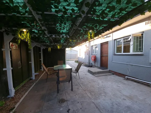 Ojong's Self-Catering Accommodation Kraaifontein - Eikendel