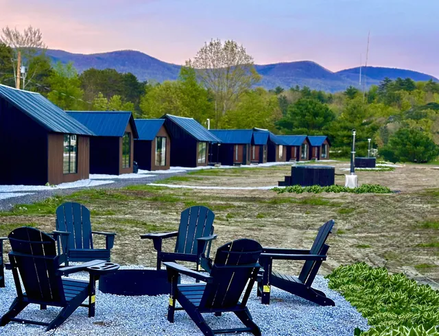 Emrose Luxury Cabins