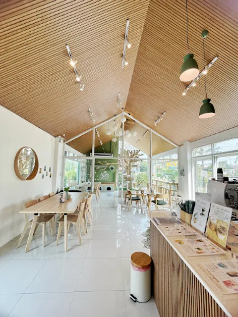 Little Forest Pet Café