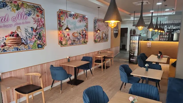 What the Brunch Fuengirola.