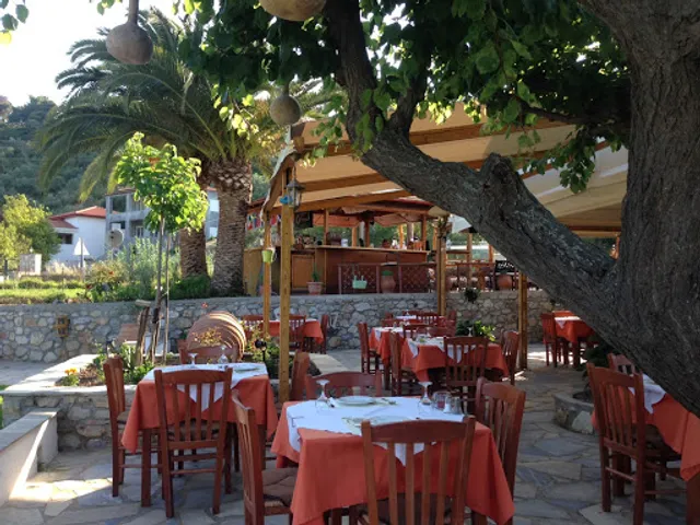 Rose Garden Restaurant Bar