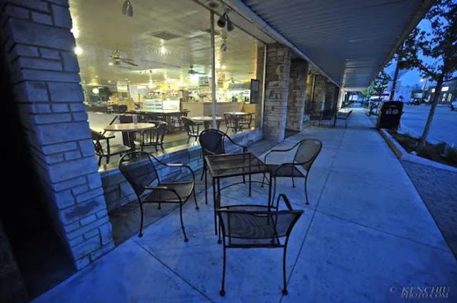 Coffeehouse in Uptown Normal