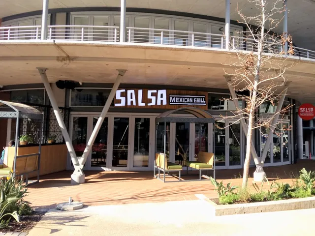 Salsa Mexican Grill
