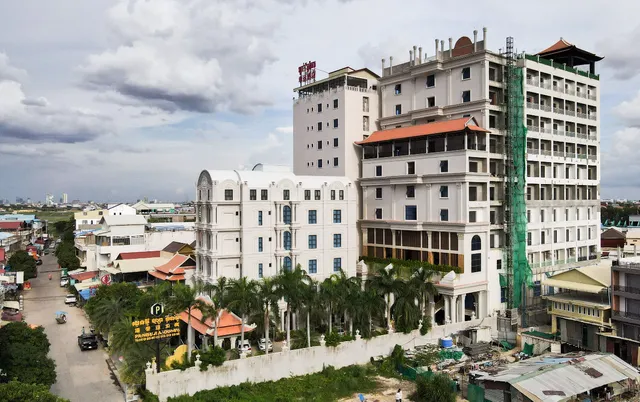 Lucky 8 Hotel ឡាក់គី​ឈិន8​ 幸运8酒店