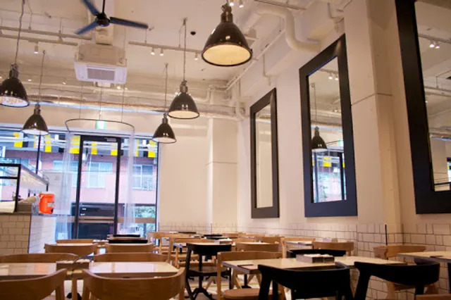 L'Antica Pizzeria da Michele Ebisu branch