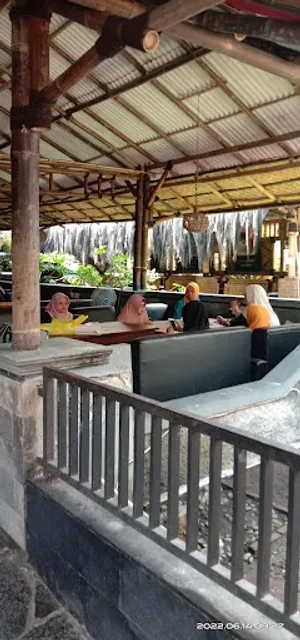 Oriental 99 Seafood & Resto