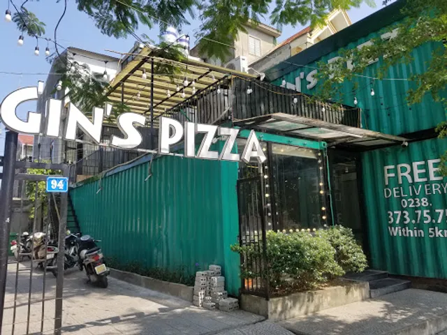 Gin's Pizza
