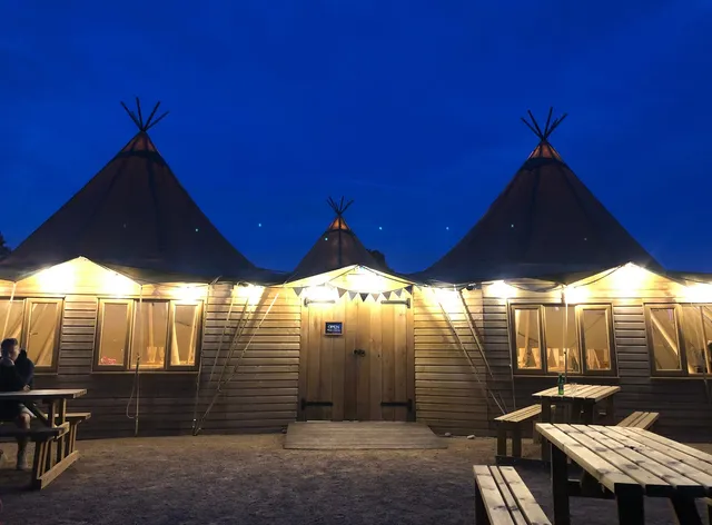 Alton Towers Stargazing Pods