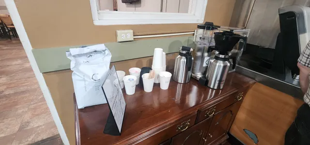 June's Café and Pizzeria