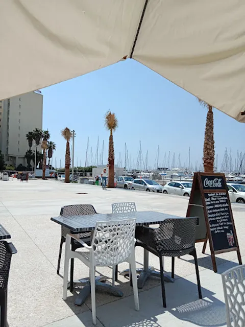 Le Delos Maison de la Biere