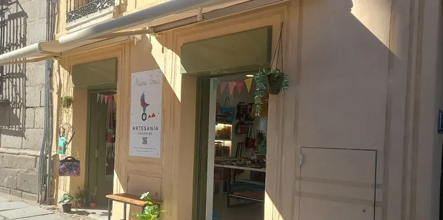 Alicia Milana Bonita