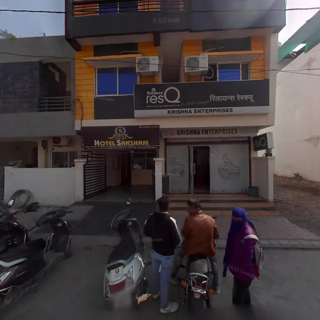 OYO 91005 Hotel Saksham