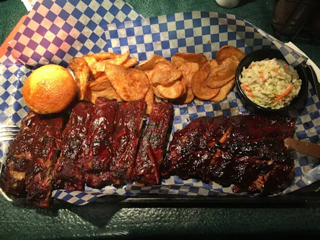 Famous Dave's Bar-B-Que