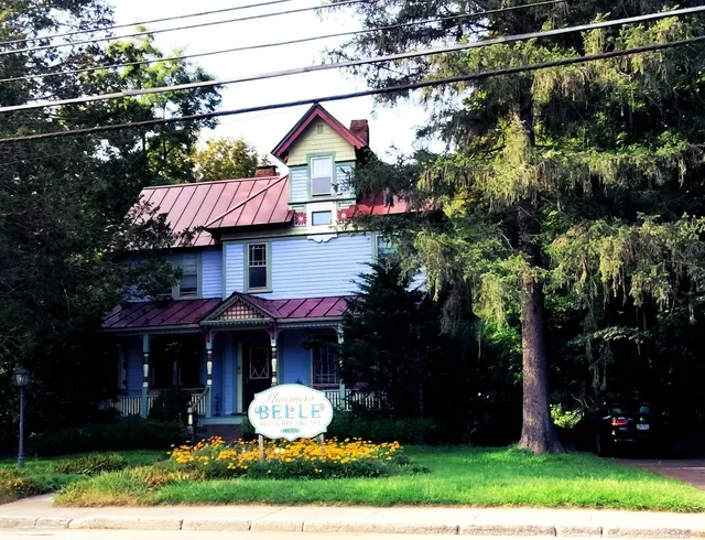 Phoenicia Belle B & B