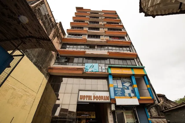 OYO 6991 Hotel Poonam