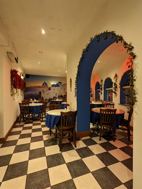 Nikos Greek Restaurant