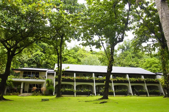 Montemar Beach Club Resort