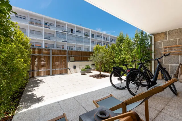 The 98 Place | Carcavelos