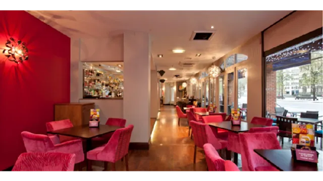 Slug & Lettuce - Albert Square Manchester