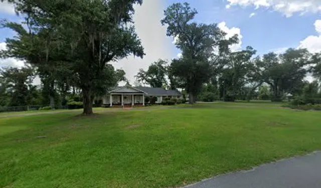 Faye's Flower Shoppe-Greenhse