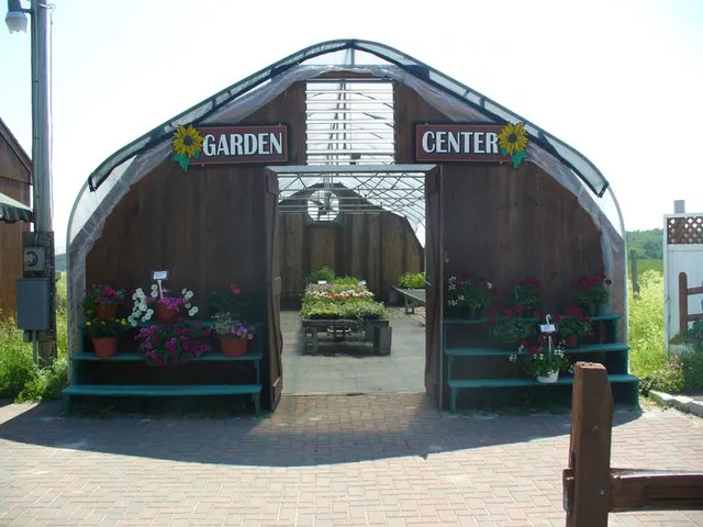 Chipman Farm Gray Stand