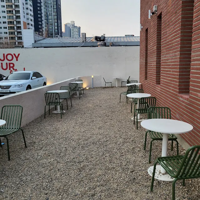 피카커피 진천점