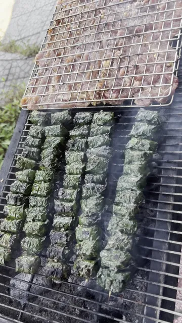 Bún thịt nướng Nem lụi