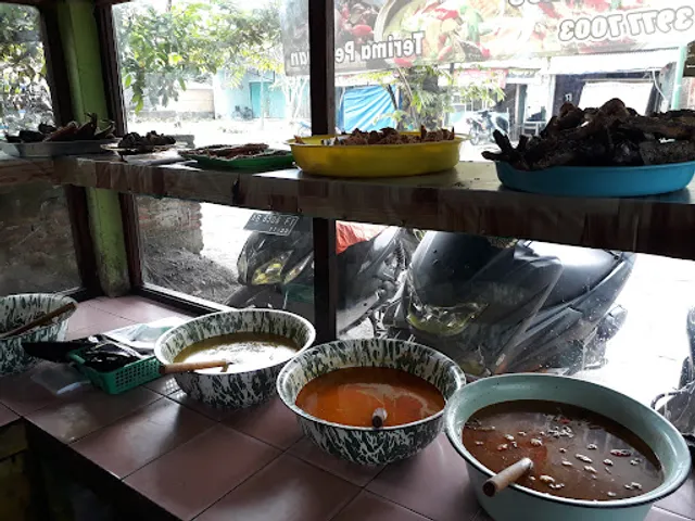 Warung Makan Brongkos Mbak Ndari