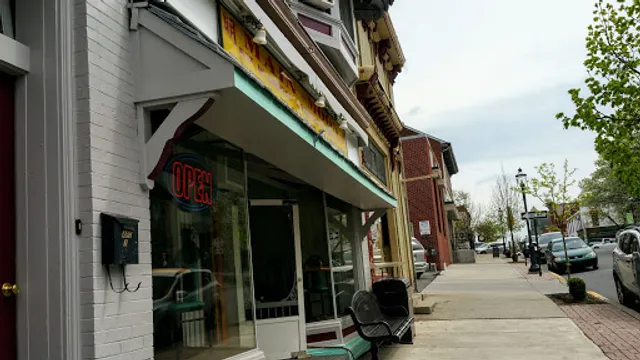 Main Moon Hollidaysburg