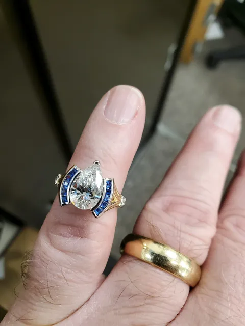 Gold & Diamond Exchange