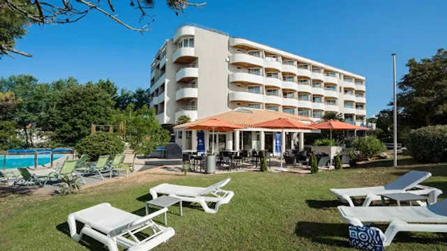 Hôtel Valdys - les Pins